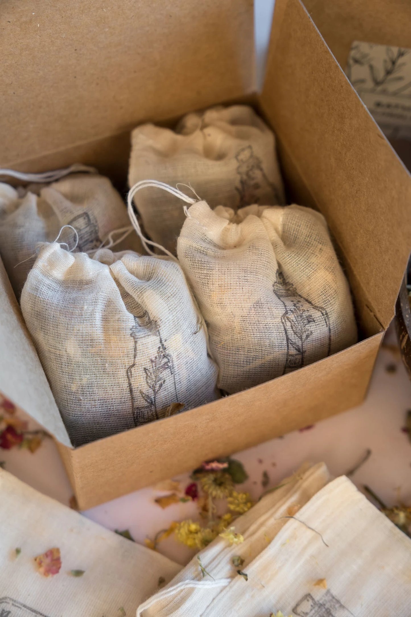 Floral Bath Tea Soak-Set of Four - Soak in Silk